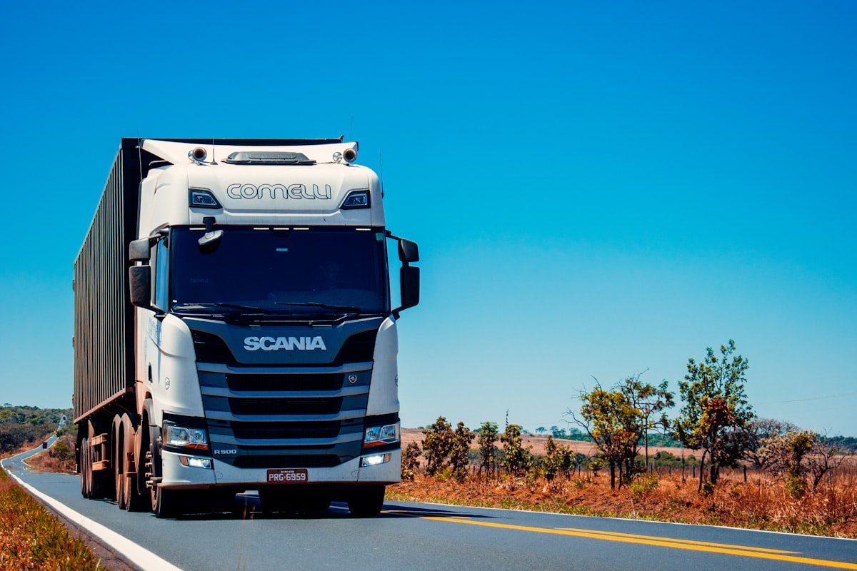 Heavy haulage transport truck